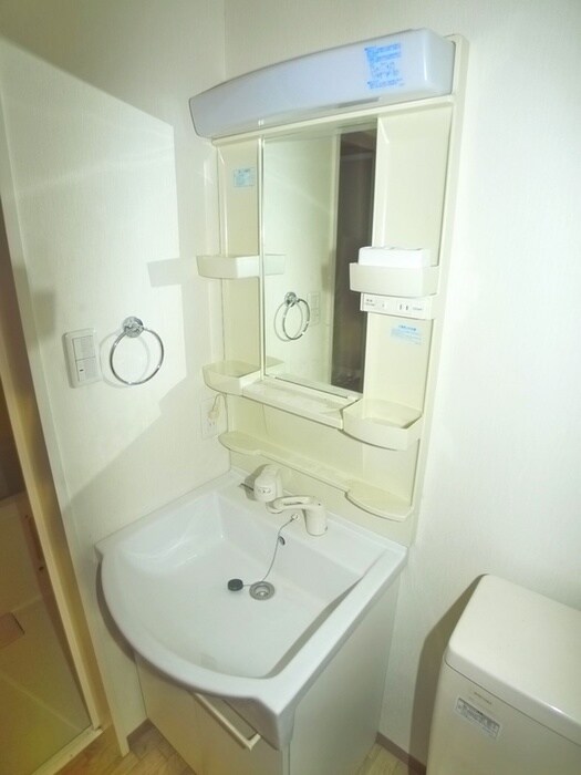 物件内観写真11　(洗面)