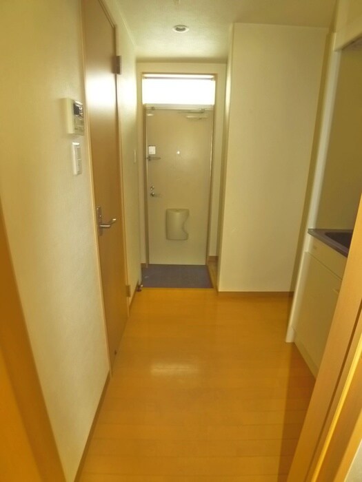 物件内観写真21　(廊下)