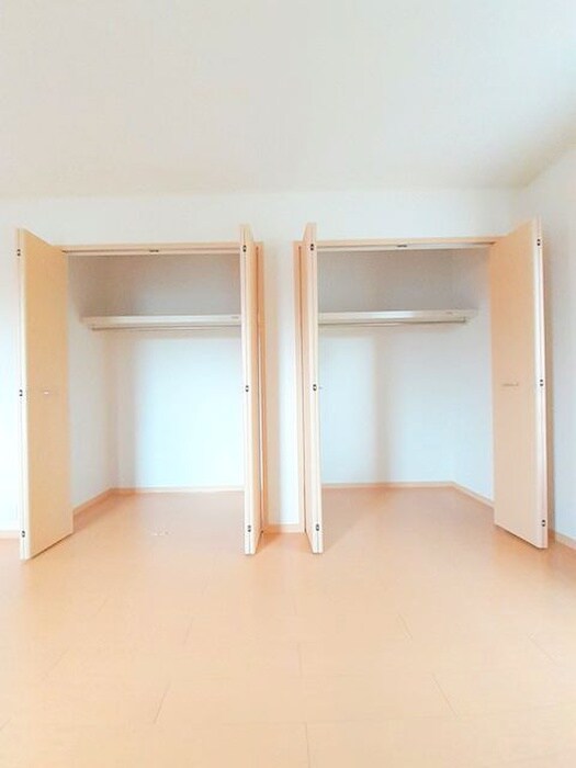 物件内観写真8　(収納)