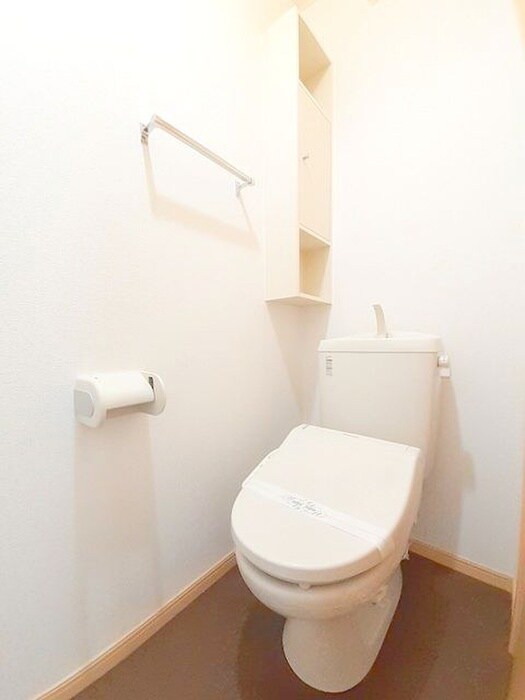 物件内観写真11　(トイレ)