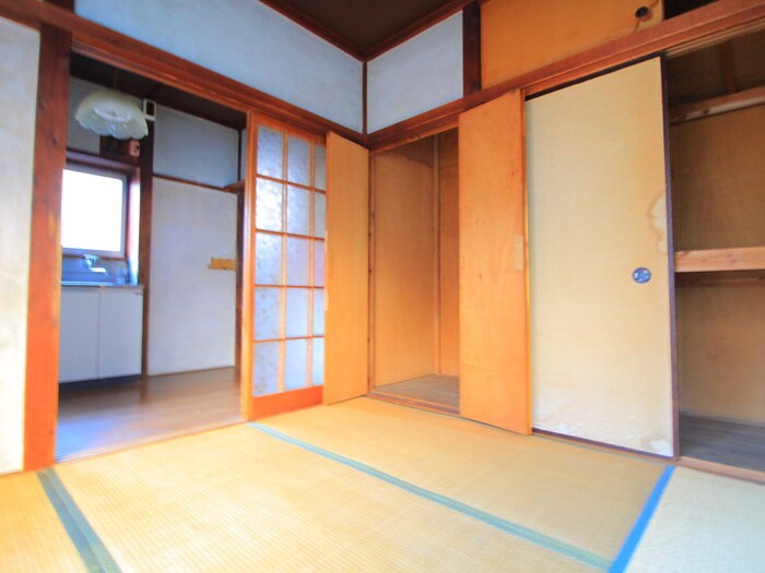 物件内観写真6　(居室)