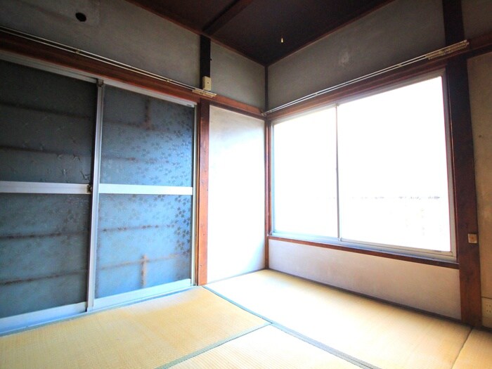 物件内観写真8　(居室)