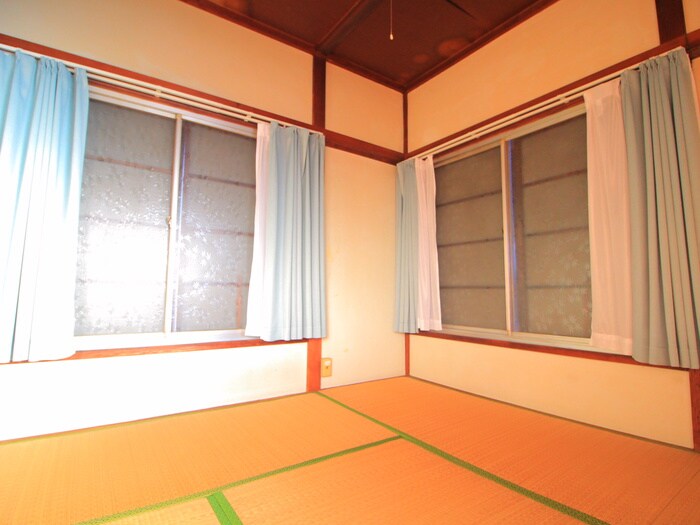 物件内観写真8　(居室)