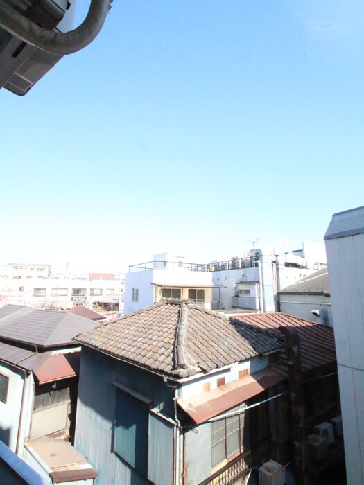 物件内観写真16　(室内からの展望)