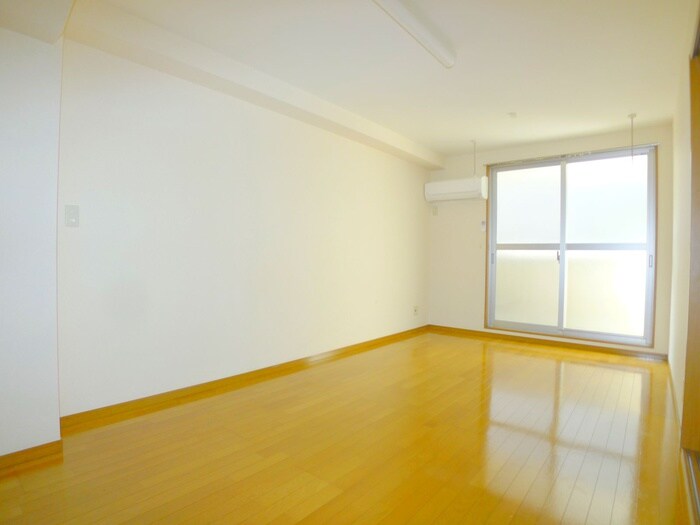 物件内観写真9　(室内からの展望)