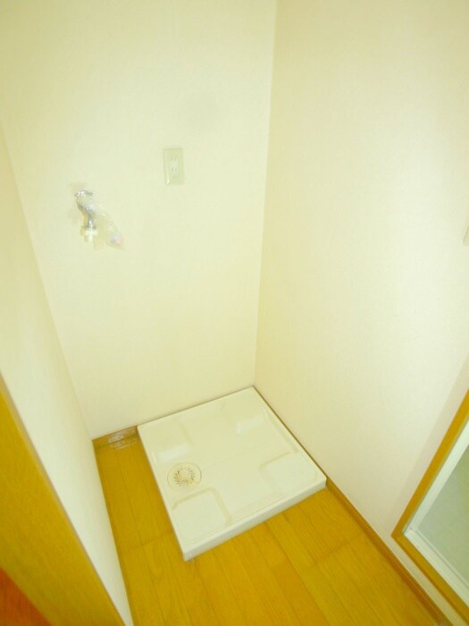 物件内観写真19　(洗濯機置場)