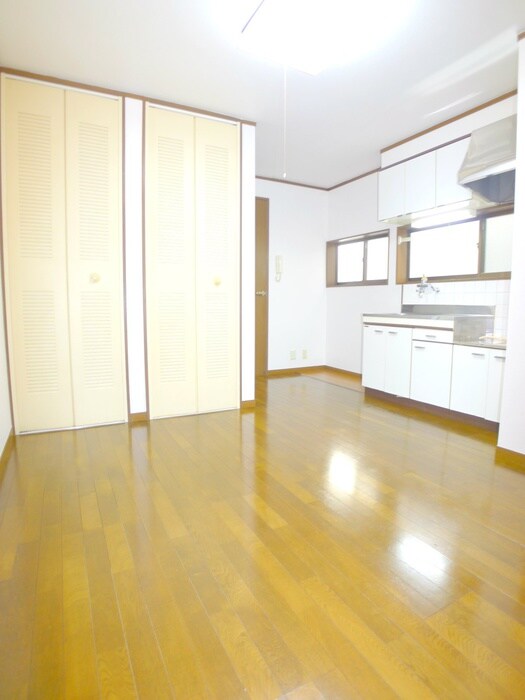 物件内観写真5　(居室)