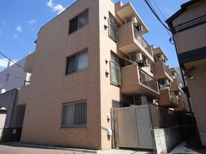 ベルベデ－レ三鷹(302)外観写真