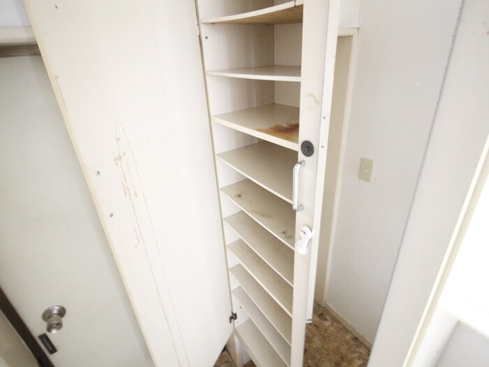 物件内観写真19　(靴箱)