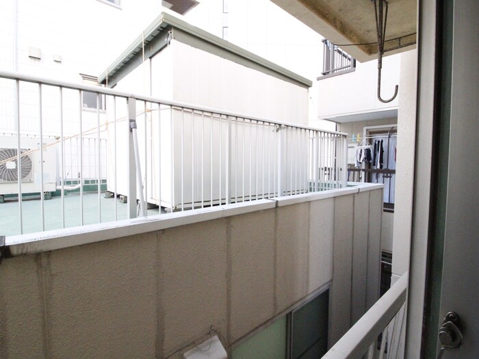 物件内観写真20　(室内からの展望)