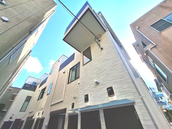 物件外観写真1　(外観写真)