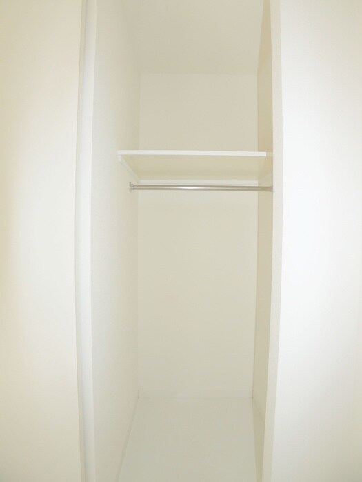 物件内観写真12　(収納)