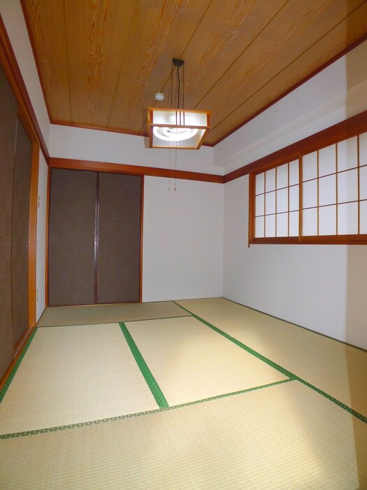 物件内観写真5　(居室)