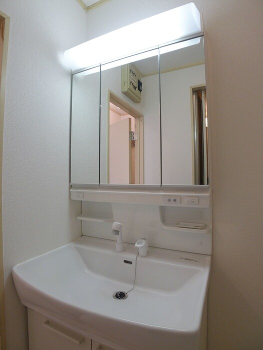 物件内観写真6　(洗面)