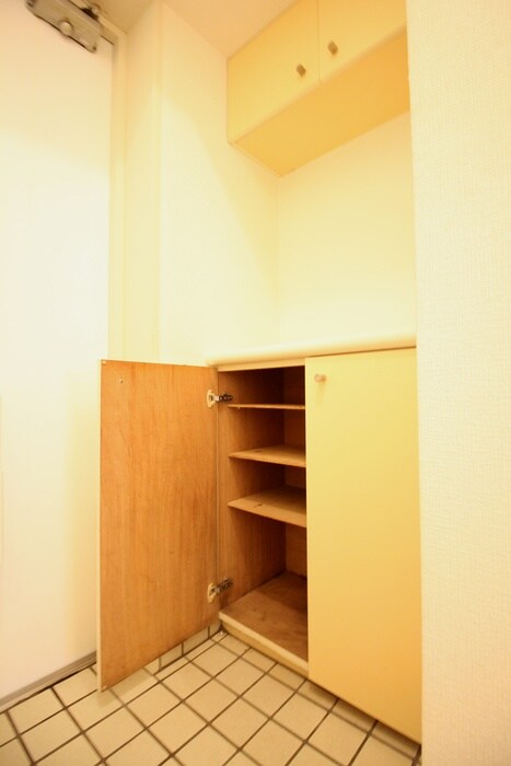 物件内観写真14　(靴箱)