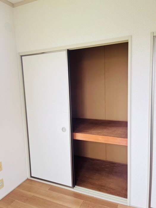 物件内観写真11　(収納)