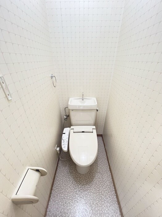 物件内観写真14　(トイレ)