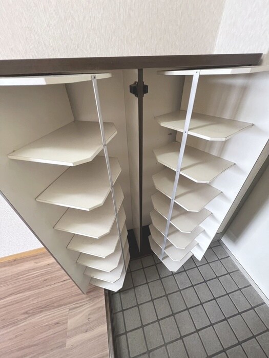 物件内観写真21　(靴箱)