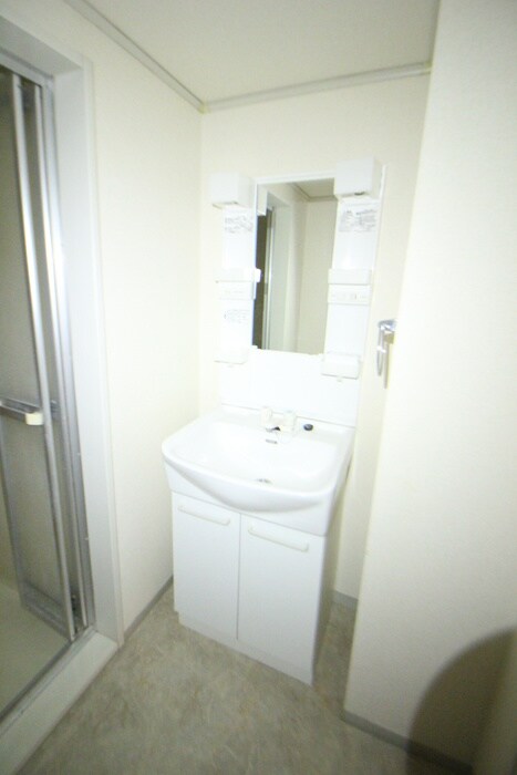 物件内観写真9　(洗面)