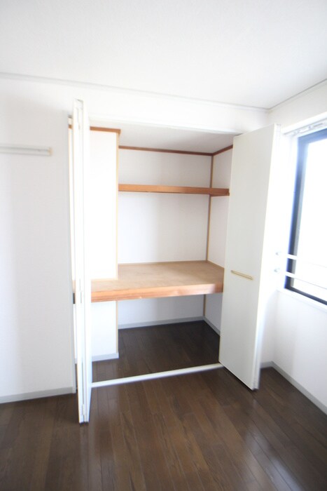 物件内観写真13　(収納)