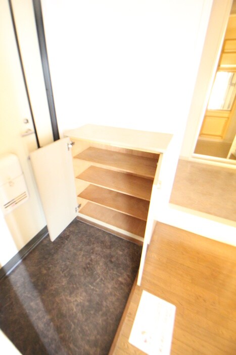 物件内観写真17　(靴箱)