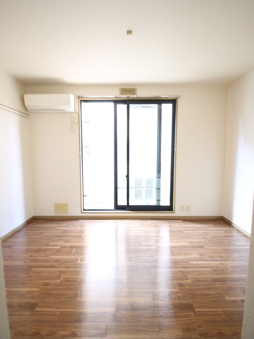 物件内観写真21　(居室)