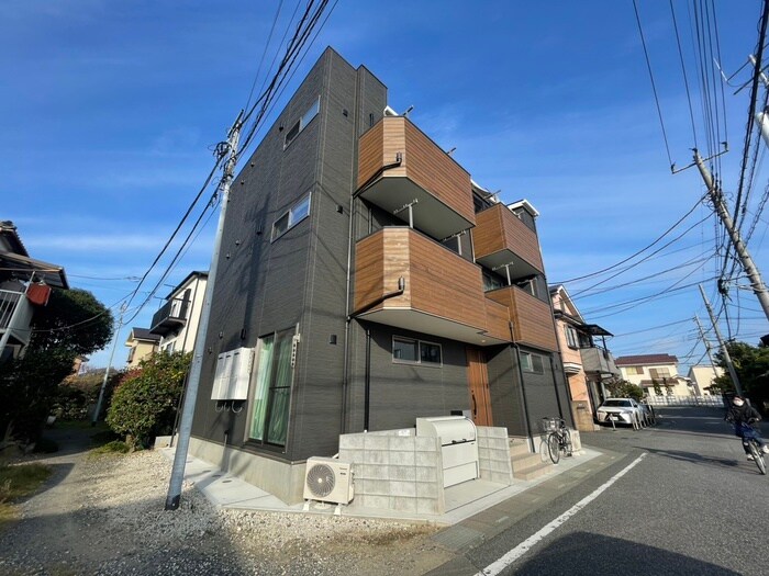 物件外観写真3　(駐輪場)