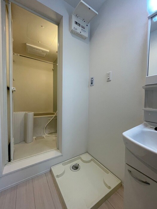 物件内観写真20　(洗濯機置場)