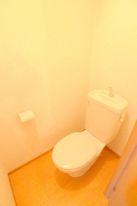 物件内観写真6　(トイレ)