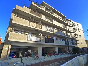 アルカサル西新井（３０２）外観写真
