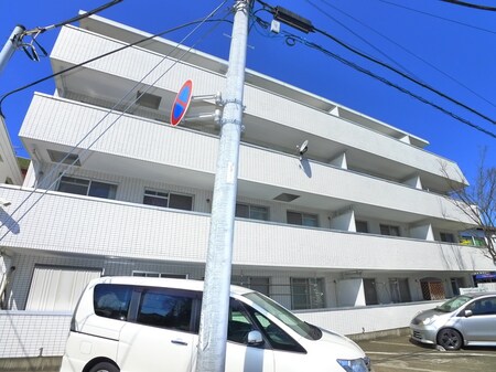 ハイネス松戸外観写真