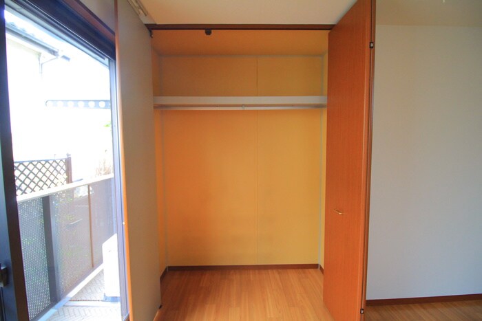 物件内観写真10　(収納)