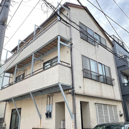 新山下事務所外観写真