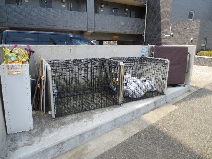 物件外観写真4　(建物設備)