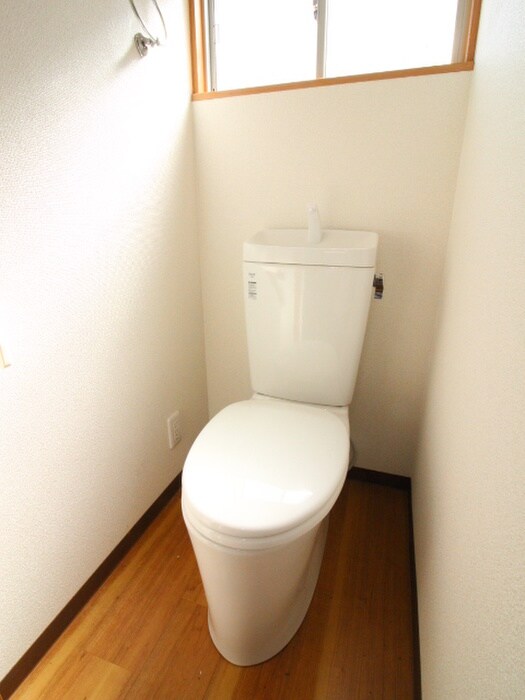 物件内観写真12　(トイレ)