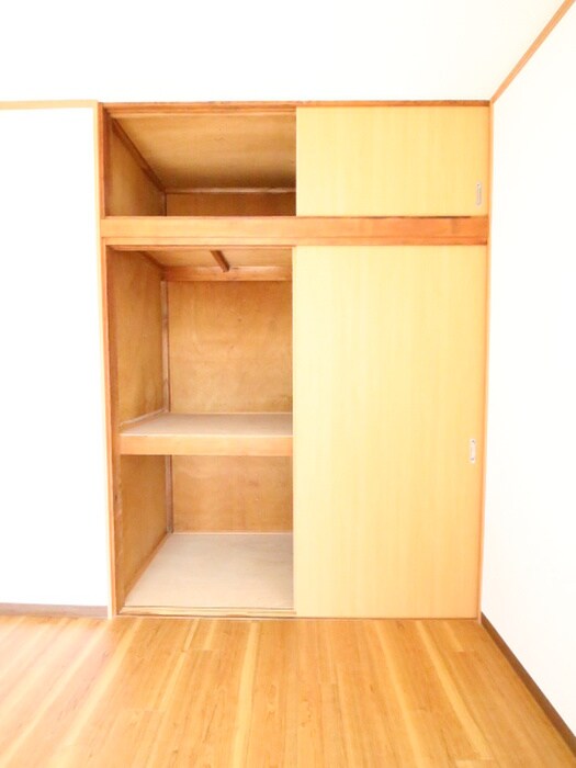 物件内観写真11　(収納)