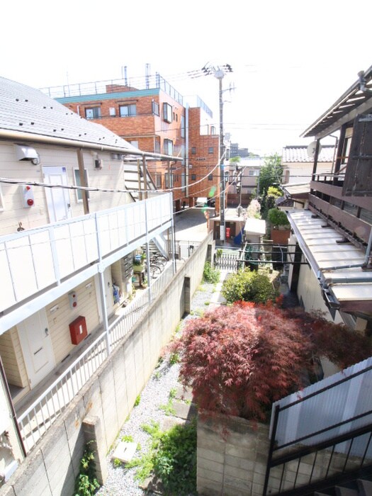 物件内観写真13　(室内からの展望)