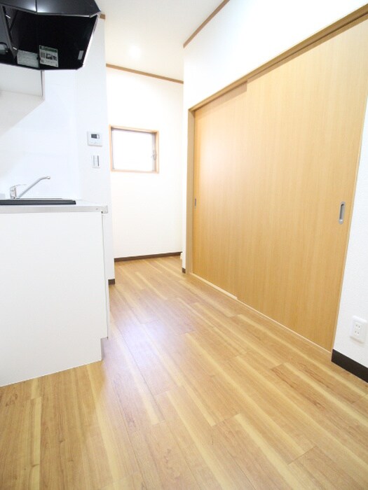 物件内観写真15　(廊下)