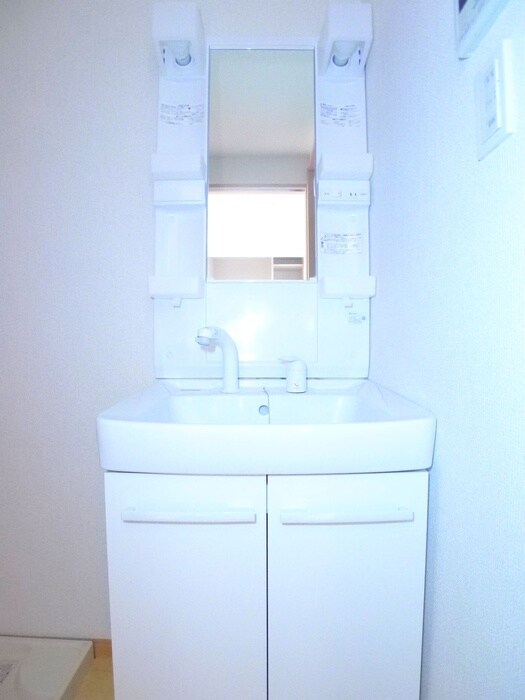 物件内観写真12　(洗面)