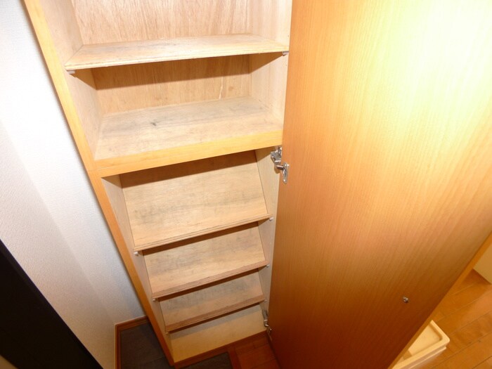 物件内観写真20　(靴箱)