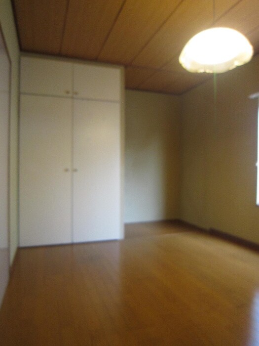 物件内観写真9　(居室)