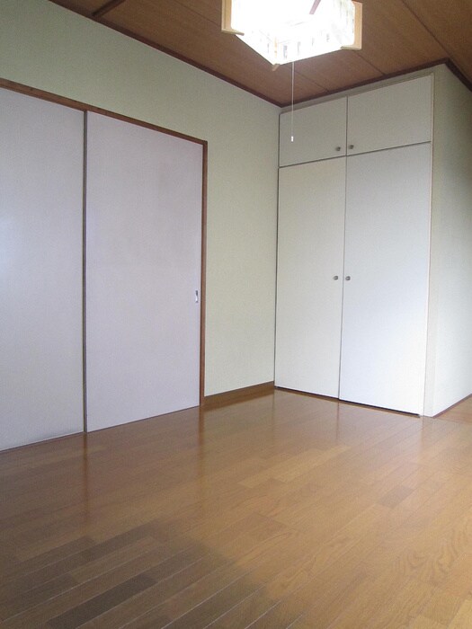 物件内観写真9　(居室)