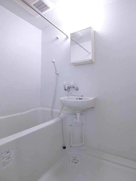 物件内観写真16　(洗面)