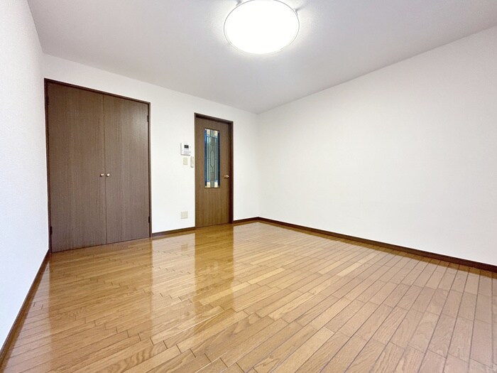 物件内観写真10　(内観写真)