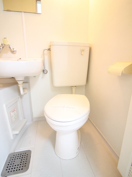 物件内観写真12　(トイレ)