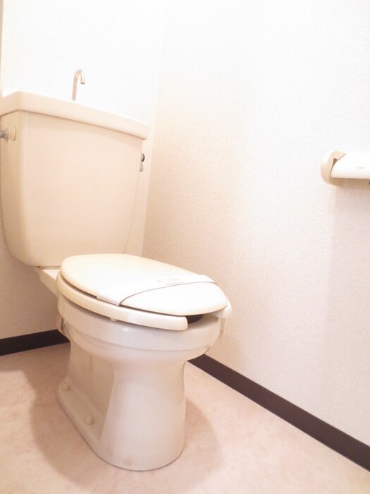 物件内観写真12　(トイレ)