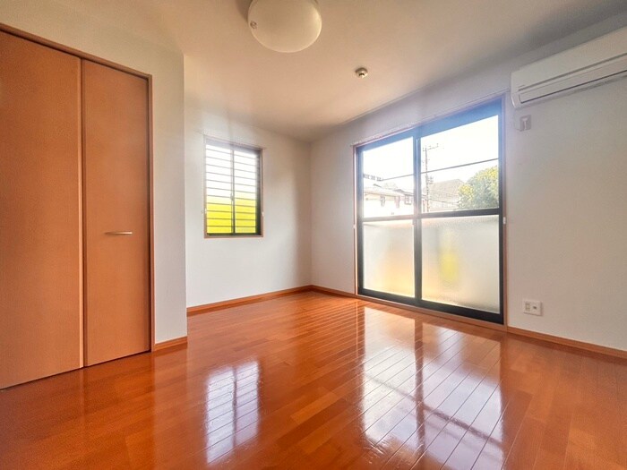 物件内観写真8　(居室)