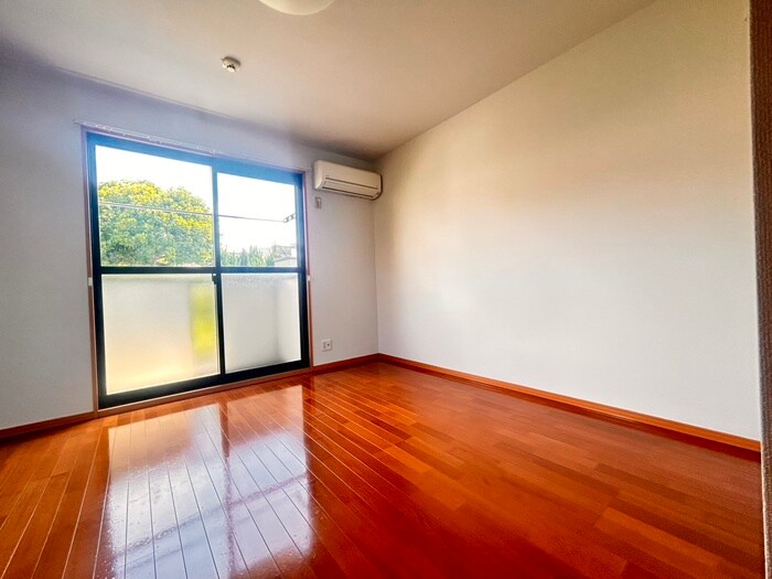 物件内観写真22　(居室)