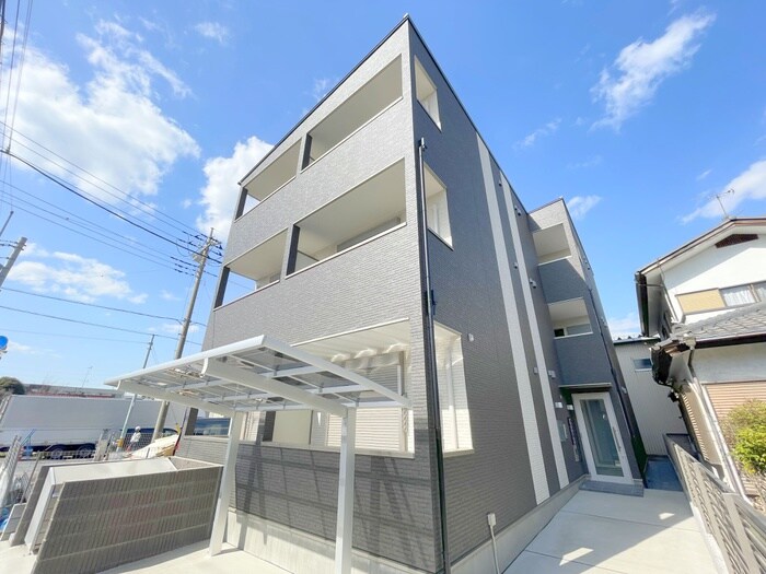 物件外観写真1　(外観写真)