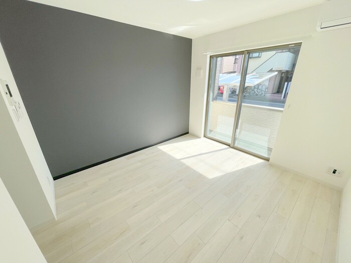 物件内観写真9　(居室)